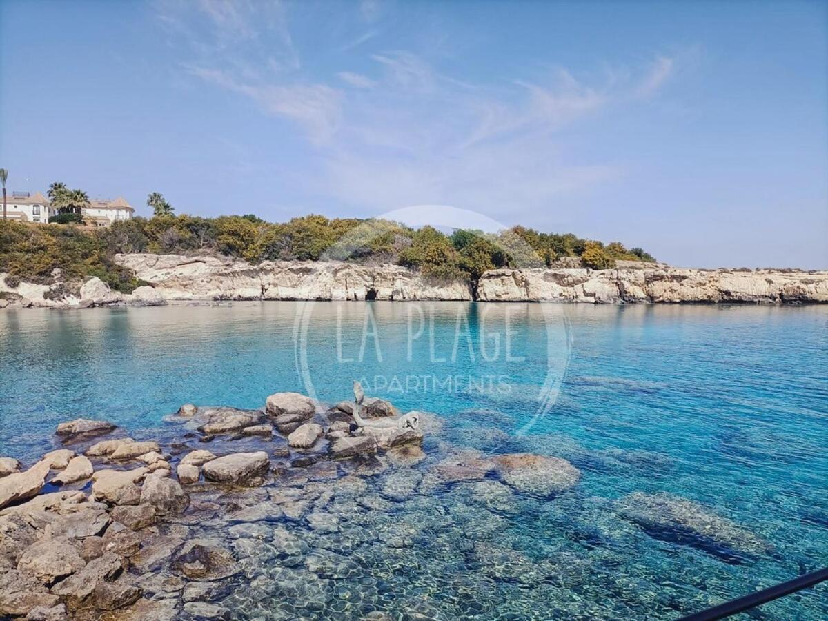 ♥ Sunny&Cozy Family Apartment ★ Walk To The Beach☼ باراليمني المظهر الخارجي الصورة