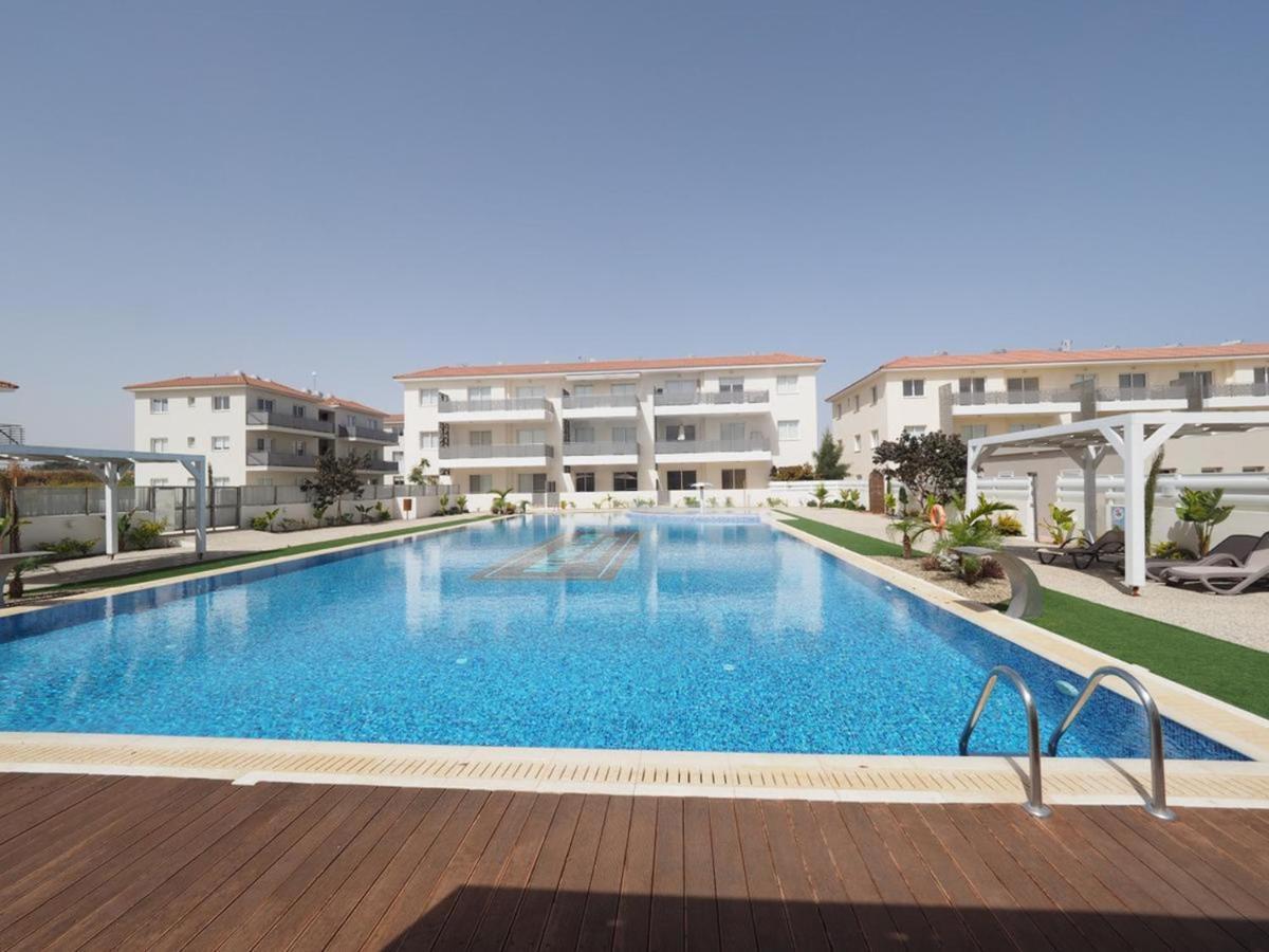 ♥ Sunny&Cozy Family Apartment ★ Walk To The Beach☼ باراليمني المظهر الخارجي الصورة